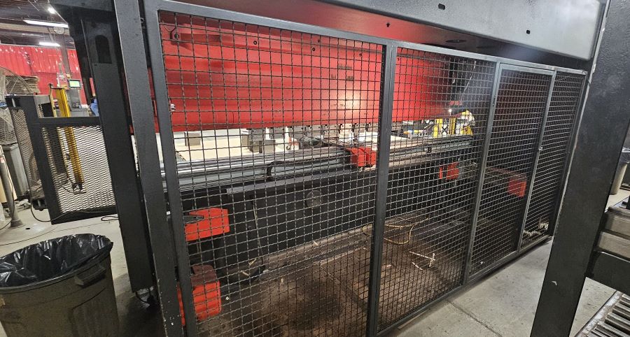 862-Amada-HFE-170-4S-backgauge