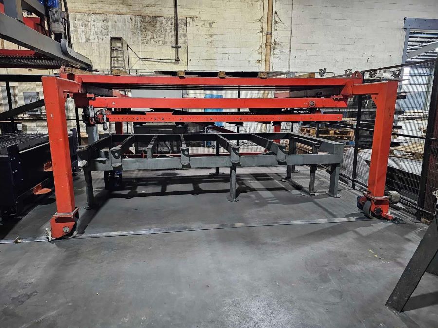866-Bystronic-BySprint-load-unload-front-2