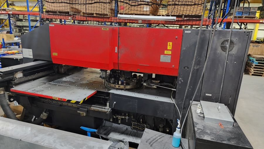 876-Amada-Pega-244-Back