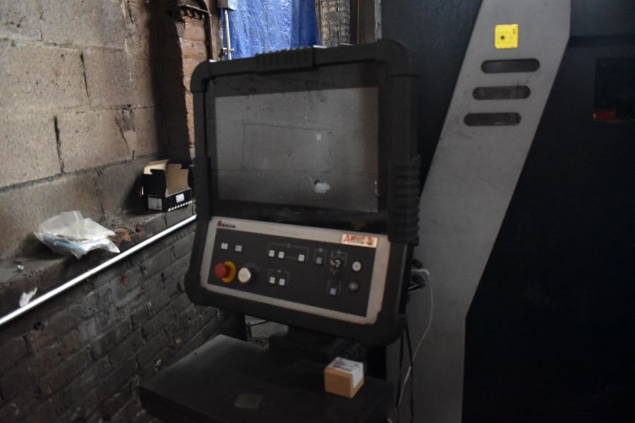 929-Amada-LCG-3015AJ-Control