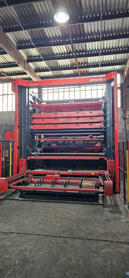 929-Amada-LCG-3015AJ-Tower-1
