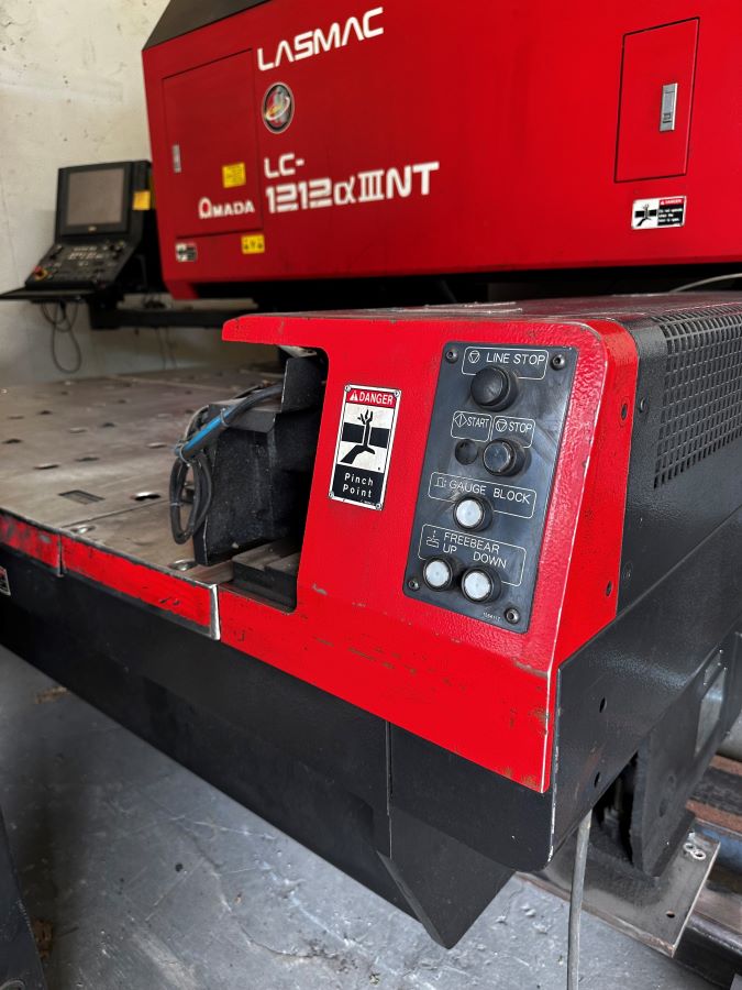 935-Amada-LC-1212A3NT-2kW-Operator-Panel-2