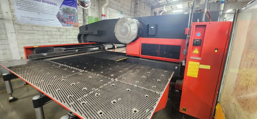 952-Amada-EMK3612-M2-Backside