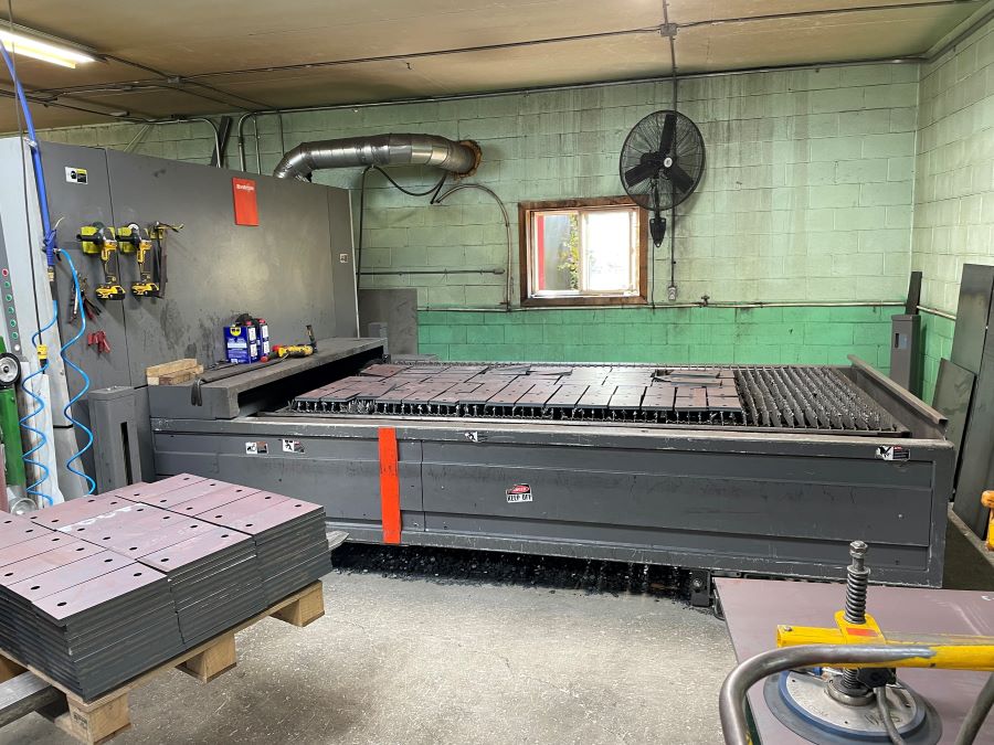 956-Bystronic-BySmart-6kW-3015-Fiber-Shuttle-Table-1