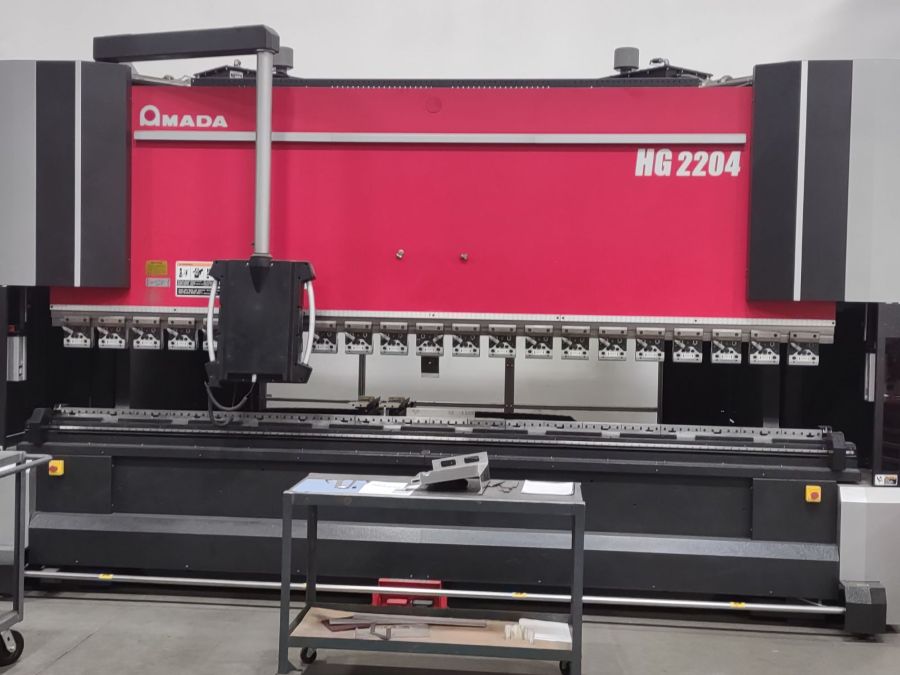 993-Amada-HG2204-M30-Front